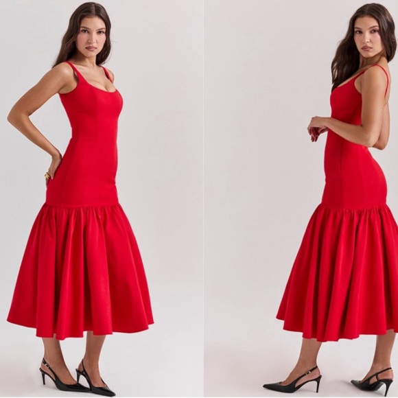 HOUSE OF CB 'Amore' Scarlet Dropped Waist Midi Dress /Size XS-US NWOT - Picture 3 of 3